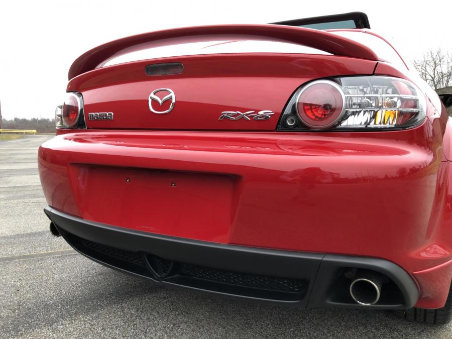 Детали экстерьера Mazda RX-8 2005 года  (фото 89 из 197)